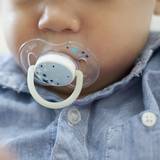 10 Steps to ditching your toddler's dummy