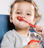 Tips on getting toddlers to use cutlery