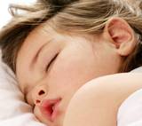 How much sleep do babies & young kids need?