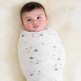 5 Tips on swaddling your baby