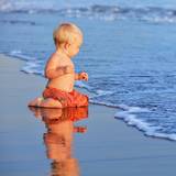 7 lifesaving tips for parents at the beach this summer